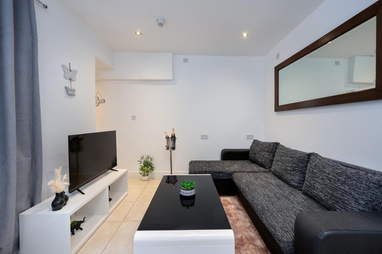 10 Min Walk Oxford St - Hyde Park Appartement Londen Buitenkant foto