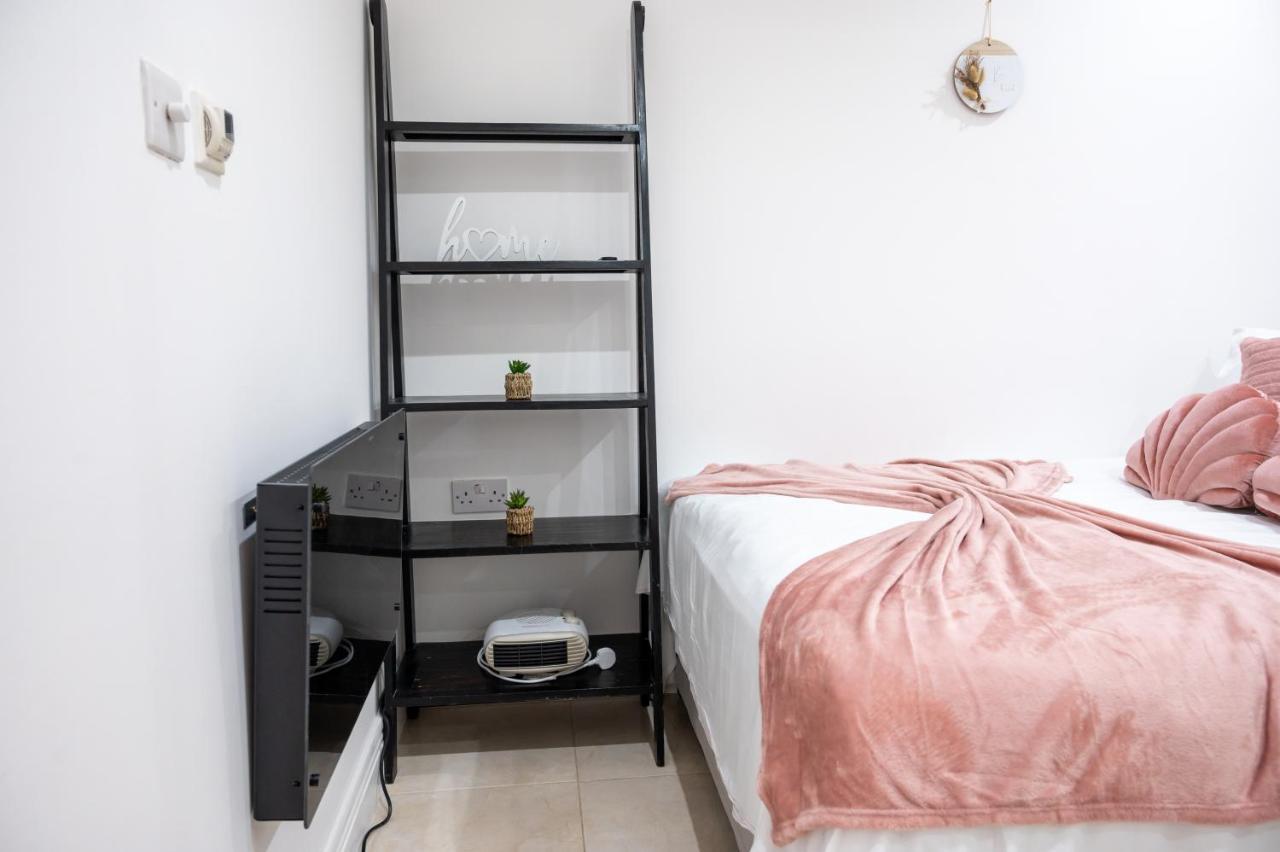 10 Min Walk Oxford St - Hyde Park Appartement Londen Buitenkant foto