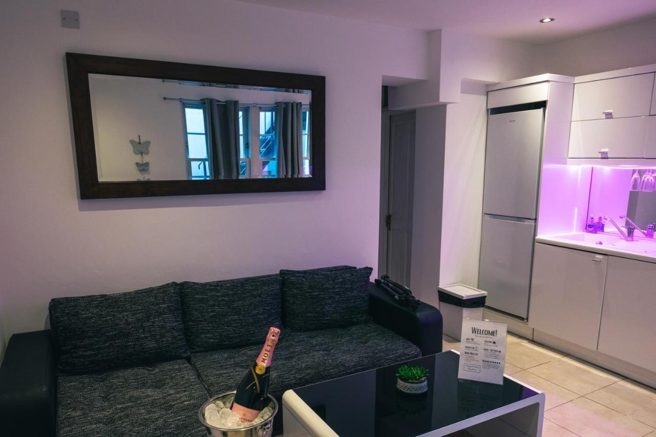 10 Min Walk Oxford St - Hyde Park Appartement Londen Buitenkant foto