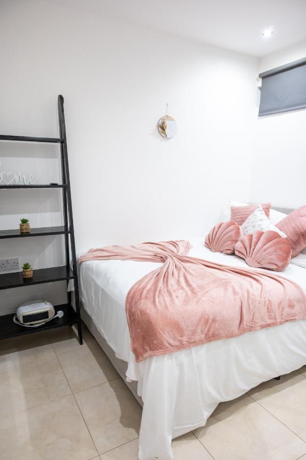 10 Min Walk Oxford St - Hyde Park Appartement Londen Buitenkant foto