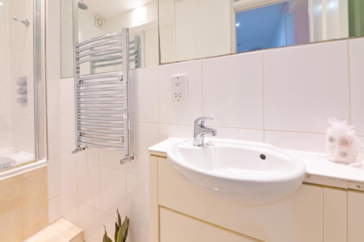 10 Min Walk Oxford St - Hyde Park Appartement Londen Buitenkant foto
