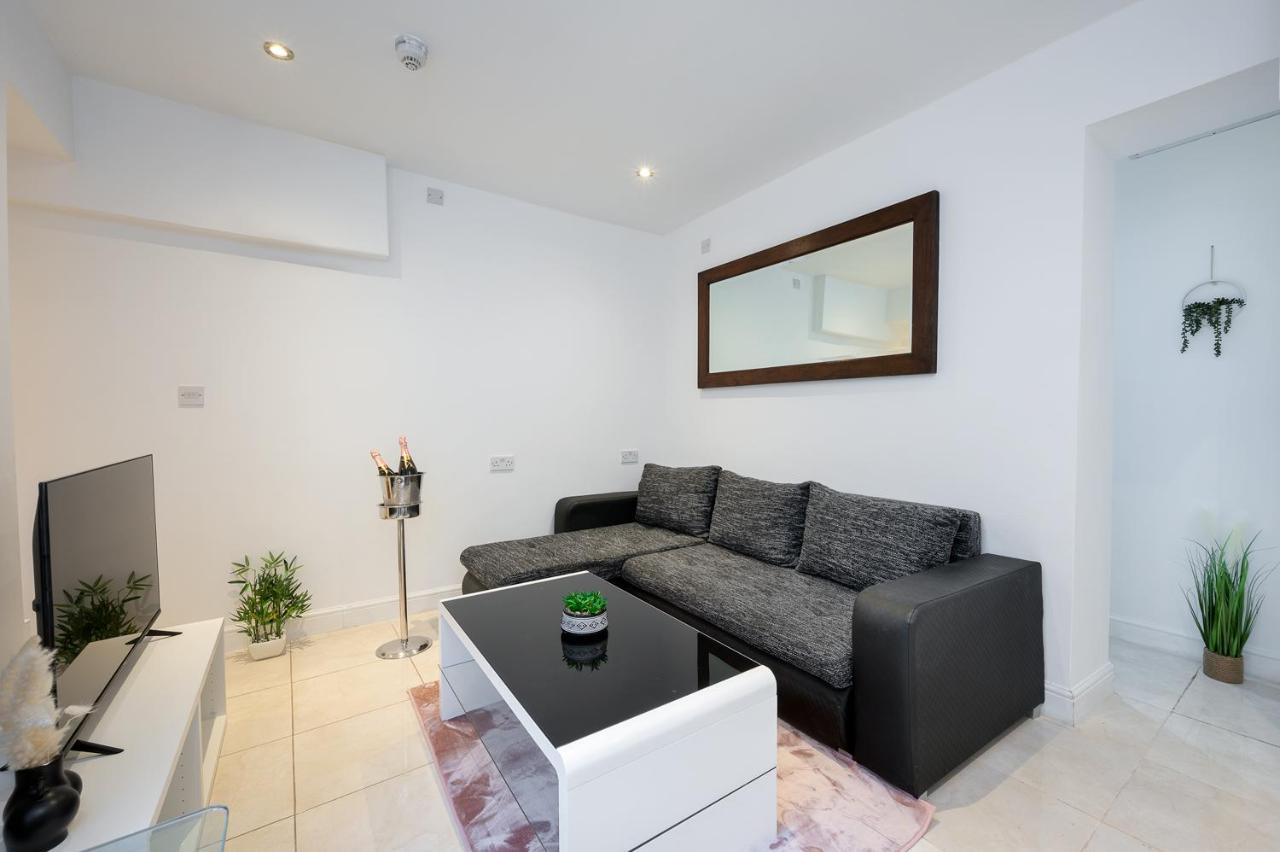 10 Min Walk Oxford St - Hyde Park Appartement Londen Buitenkant foto